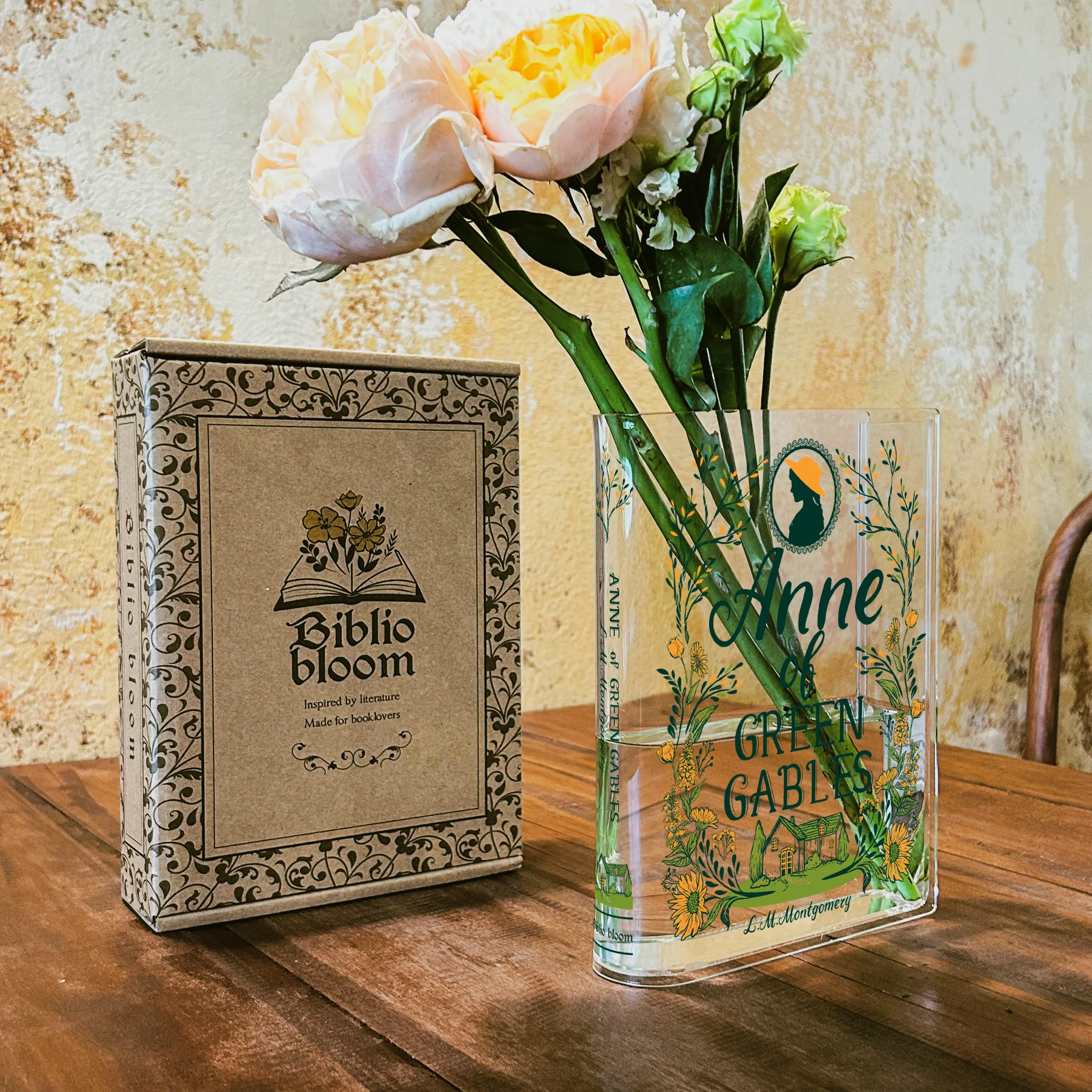 Anne of Green Gables Acrylic Book Vase - Colorful - Image 7