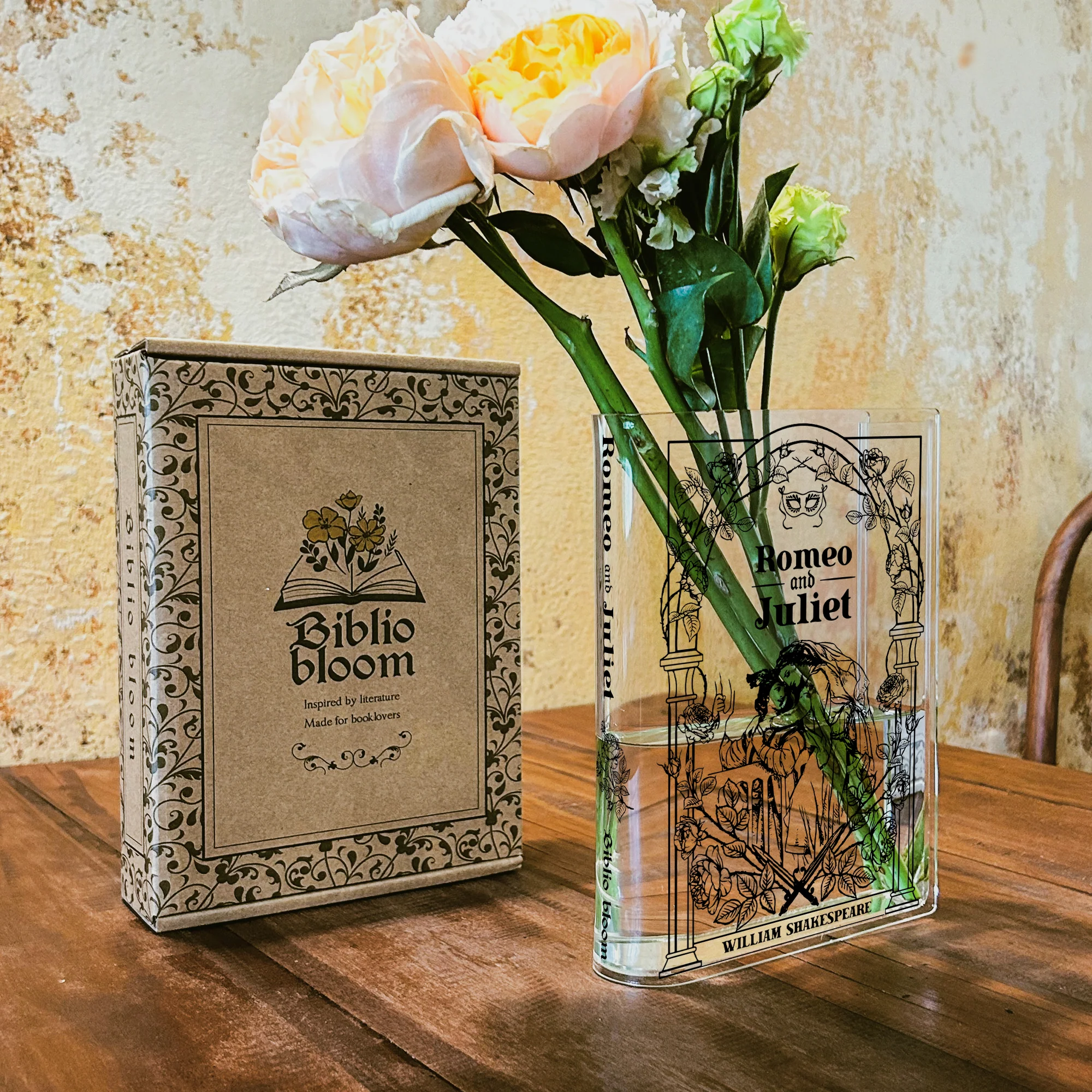 Romeo and Juliet Acrylic Book Vase - Image 5